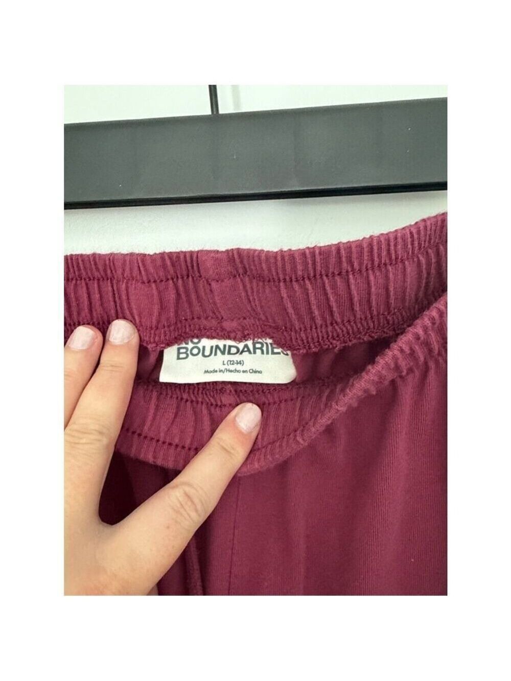 No Boundaries Women's Cotton Jersey Drawstring Lounge Pants L Berry Quartz 31.5" - Picture 3 of 4